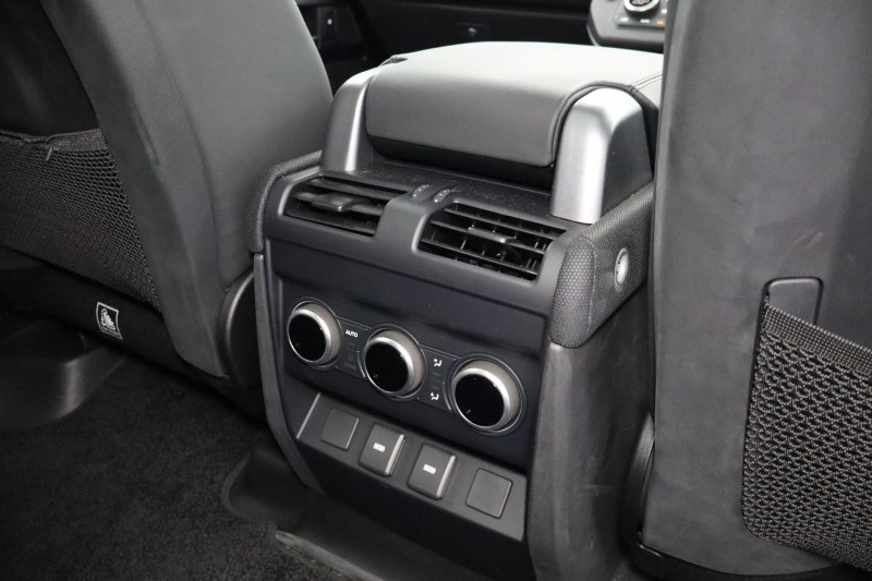 Used Land Rover Defender 2023 for sale - 76981809: Photo 42