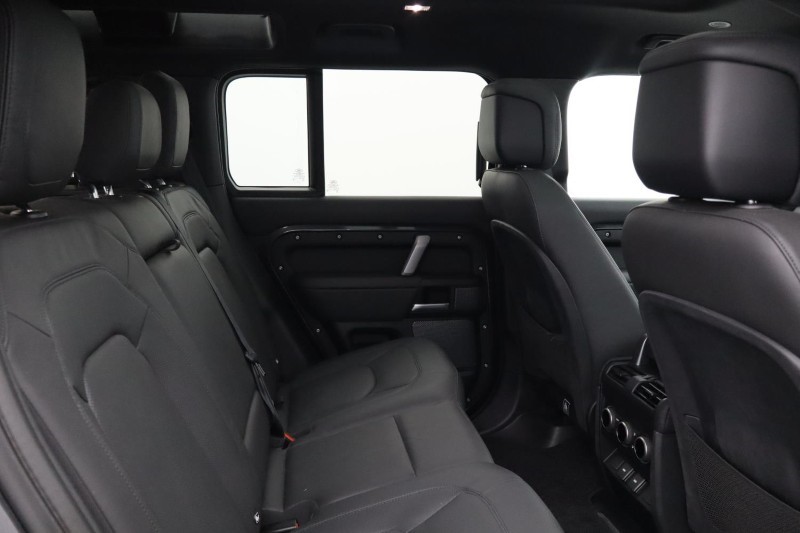 Used Land Rover Defender 2023 for sale - 76981809: Photo 45