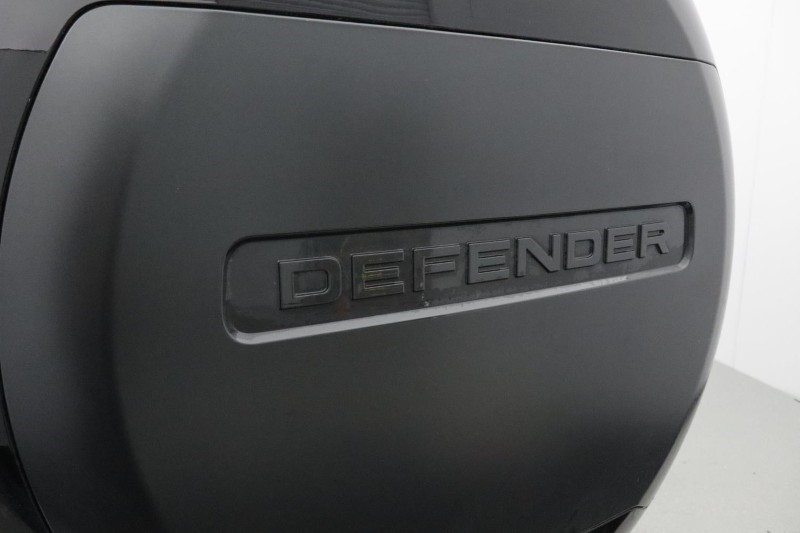 Used Land Rover Defender 2023 for sale - 76981809: Photo 46
