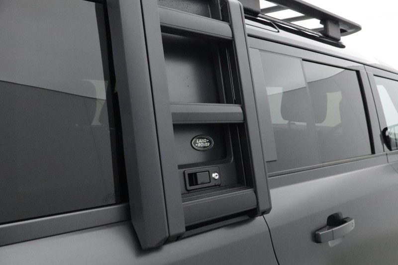 Used Land Rover Defender 2023 for sale - 76981809: Photo 49