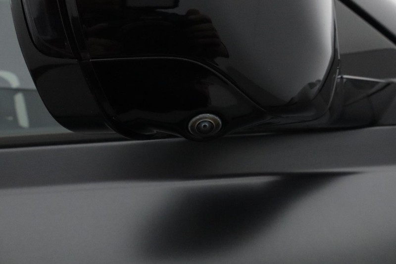 Used Land Rover Defender 2023 for sale - 76981809: Photo 53