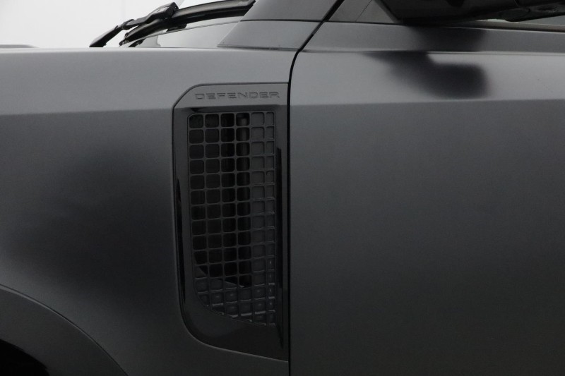 Used Land Rover Defender 2023 for sale - 76981809: Photo 61