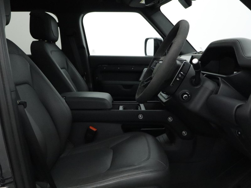 Used Land Rover Defender 2023 for sale - 76981809: Photo 68