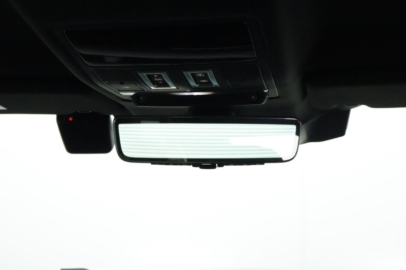 Used Land Rover Defender 2023 for sale - 76981809: Photo 69