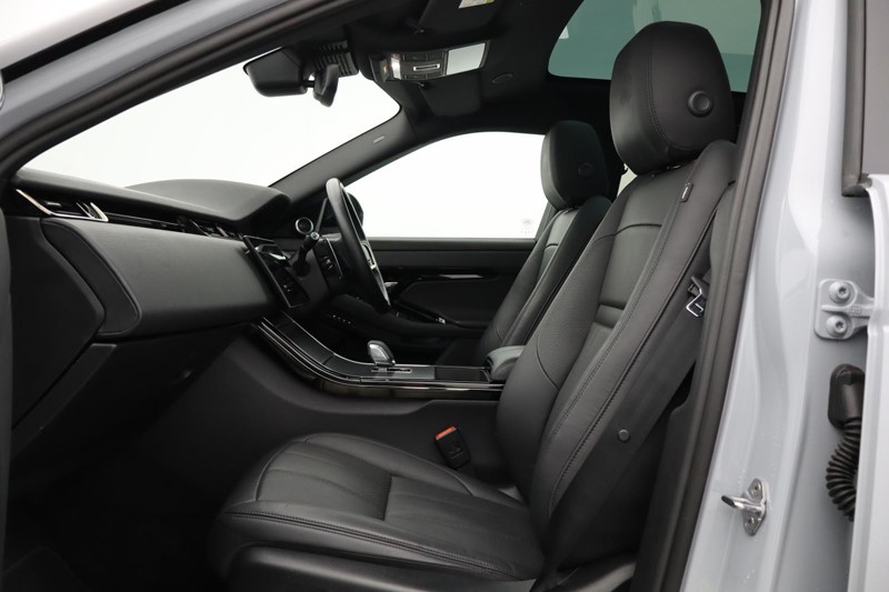 Used Land Rover Range Rover Evoque 2024 for sale - 77420571: Photo 3