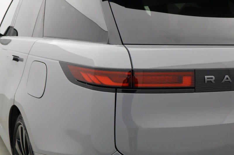 Used Land Rover Range Rover Sport 2023 for sale - 76983934: Photo 19