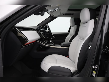 Used Land Rover Range Rover Sport 2023 for sale - 76983934: Photo