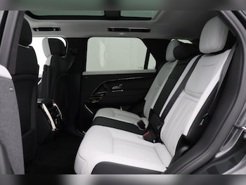 Used Land Rover Range Rover Sport 2023 for sale - 76983934: Photo