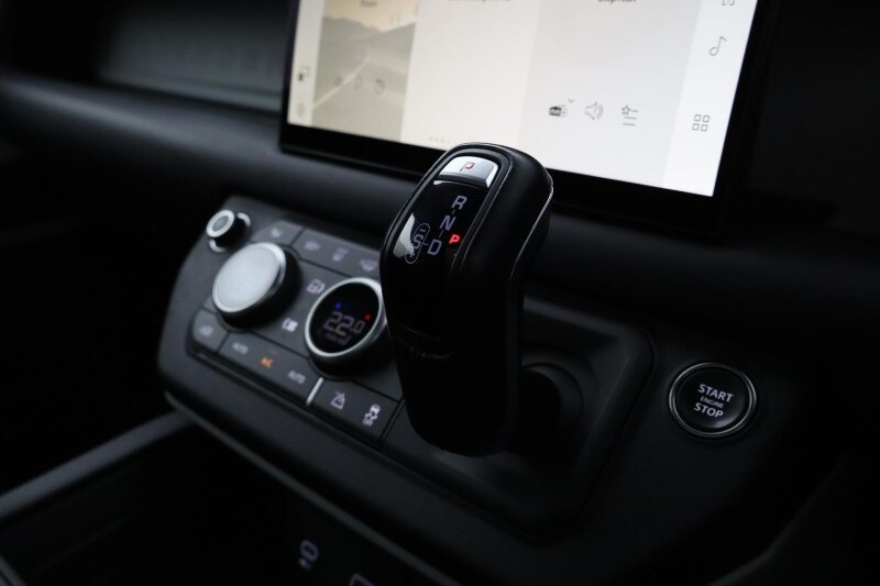 Used Land Rover Defender 2023 for sale - 77813026: Photo 13