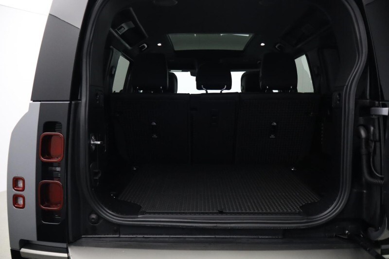 Used Land Rover Defender 2023 for sale - 77813026: Photo 25