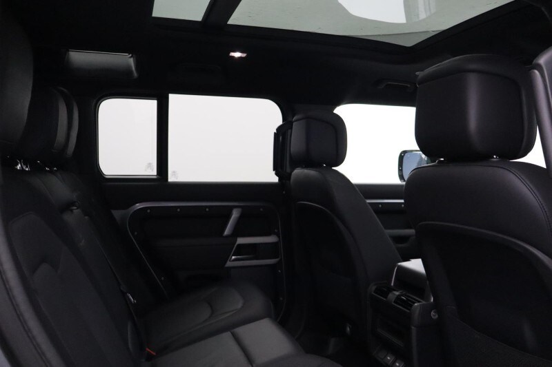 Used Land Rover Defender 2023 for sale - 77813026: Photo 33