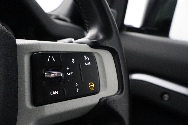 Used Land Rover Defender 2023 for sale - 77813026: Photo 47