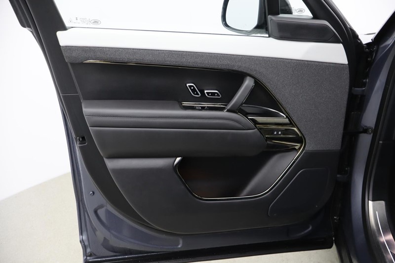 Used Land Rover Range Rover Sport 2024 for sale - 77435235: Photo 25