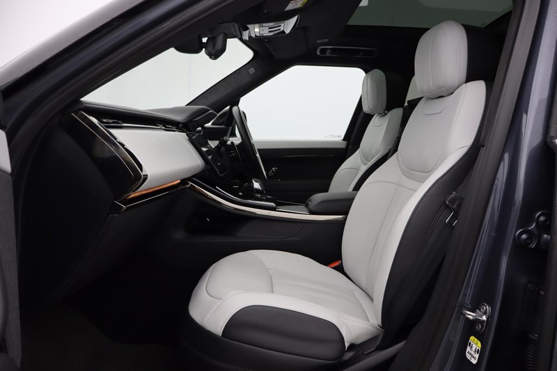 Used Land Rover Range Rover Sport 2024 for sale - 77435235: Photo 3
