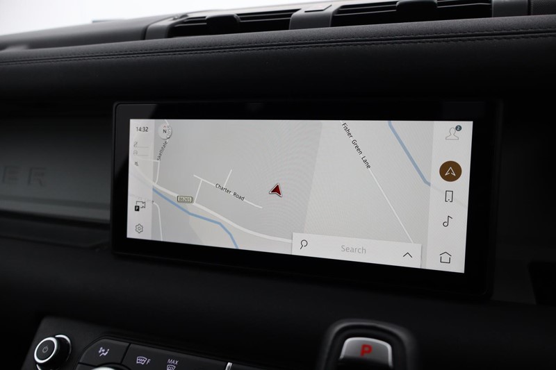 Used Land Rover Defender 2025 for sale - 77300592: Photo 11