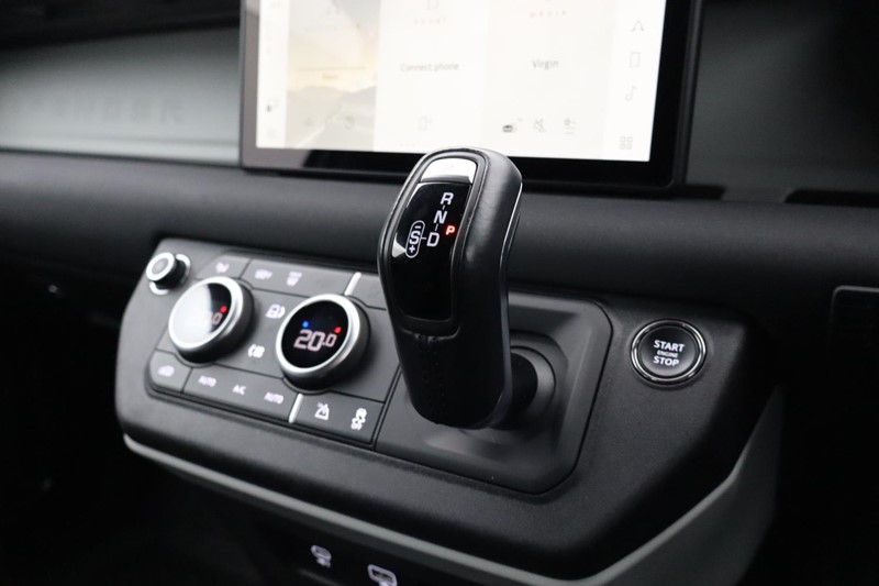 Used Land Rover Defender 2025 for sale - 77300592: Photo 13