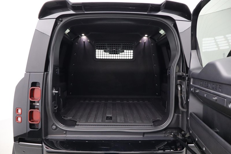 Used Land Rover Defender 2025 for sale - 77300592: Photo 18