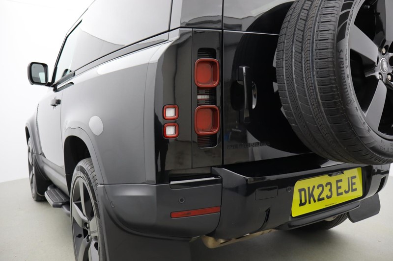 Used Land Rover Defender 2025 for sale - 77300592: Photo 19