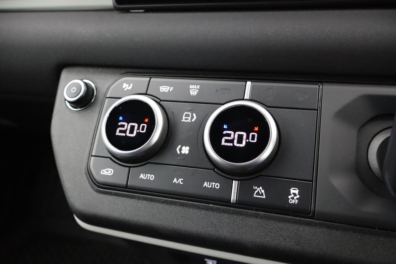 Used Land Rover Defender 2025 for sale - 77300592: Photo 53