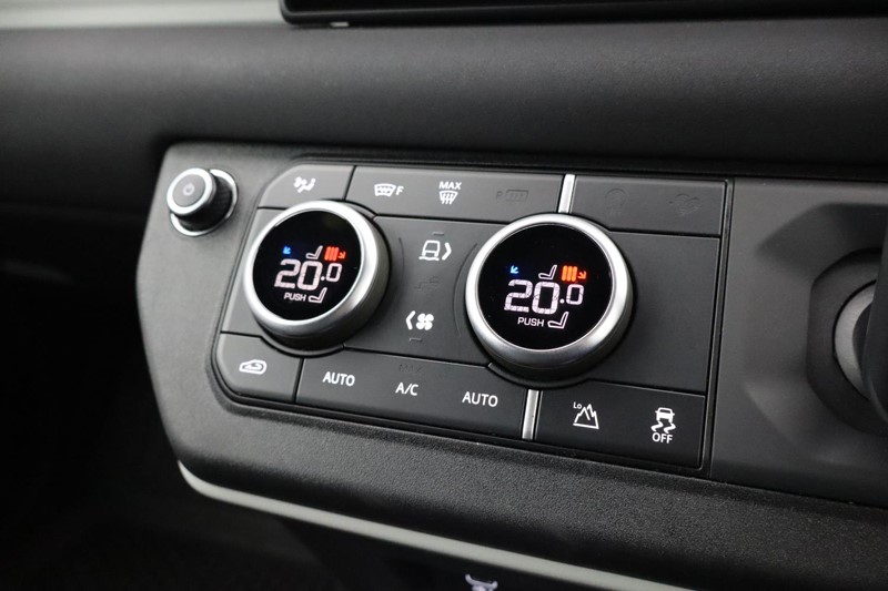 Used Land Rover Defender 2025 for sale - 77300592: Photo 64