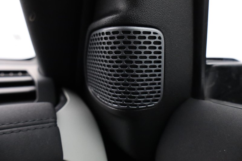 Used Land Rover Defender 2025 for sale - 77300592: Photo 67