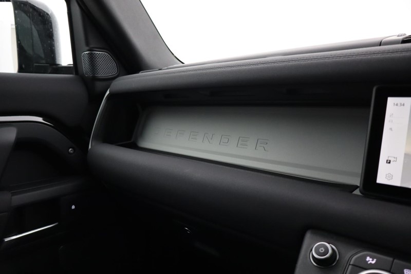 Used Land Rover Defender 2025 for sale - 77300592: Photo 70