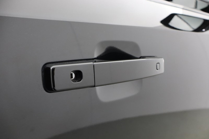 Used Land Rover Defender 2025 for sale - 77300592: Photo 73