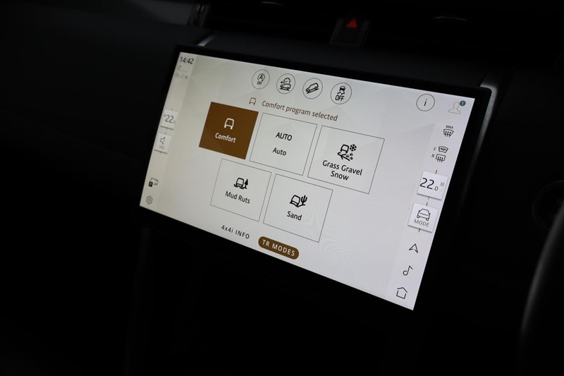 Used Land Rover Discovery Sport 2024 for sale - 77653309: Photo 39