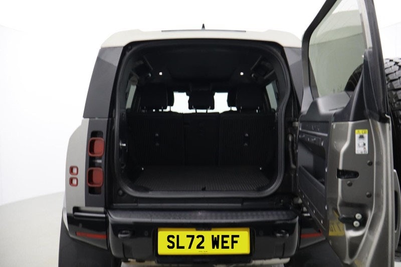 Used Land Rover Defender 2022 for sale - 77715018: Photo 10