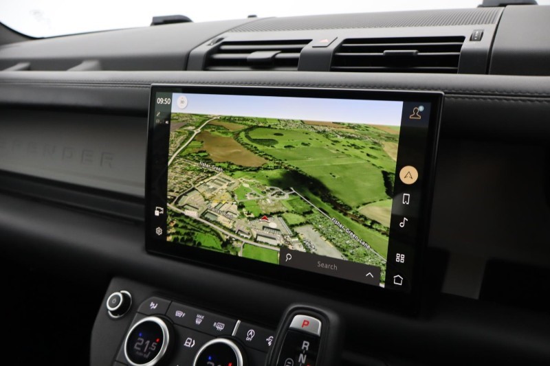 Used Land Rover Defender 2022 for sale - 77715018: Photo 11