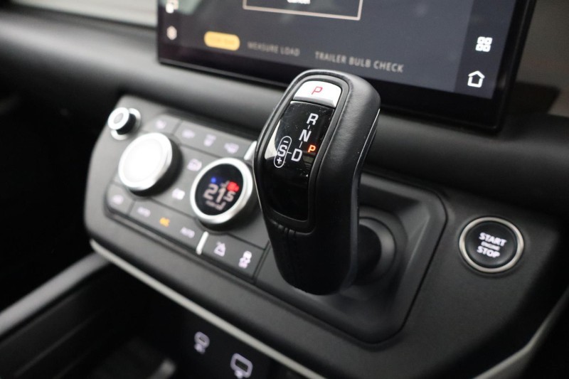 Used Land Rover Defender 2022 for sale - 77715018: Photo 13