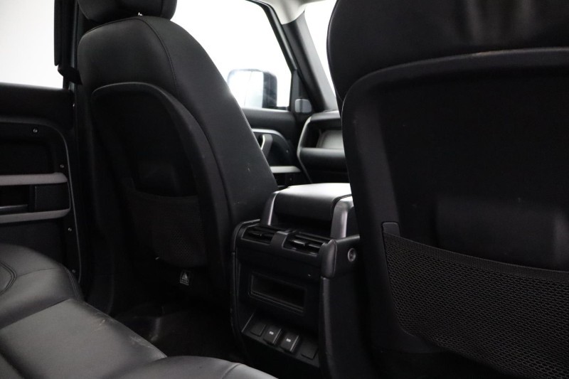 Used Land Rover Defender 2022 for sale - 77715018: Photo 18