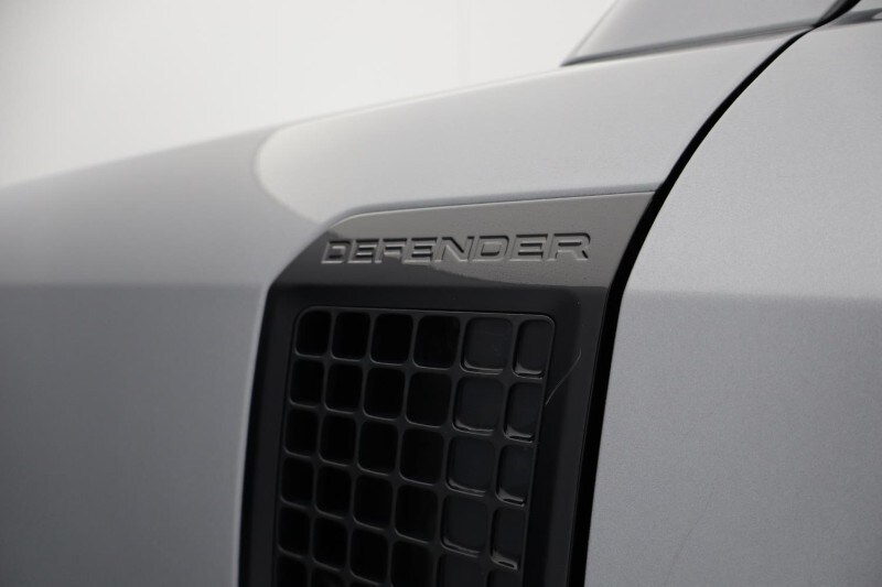 Used Land Rover Defender 2022 for sale - 77715018: Photo 34