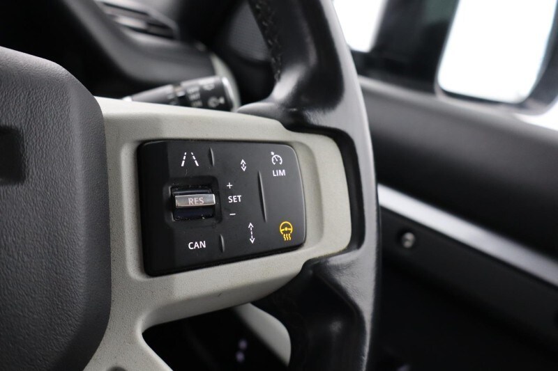 Used Land Rover Defender 2022 for sale - 77715018: Photo 47