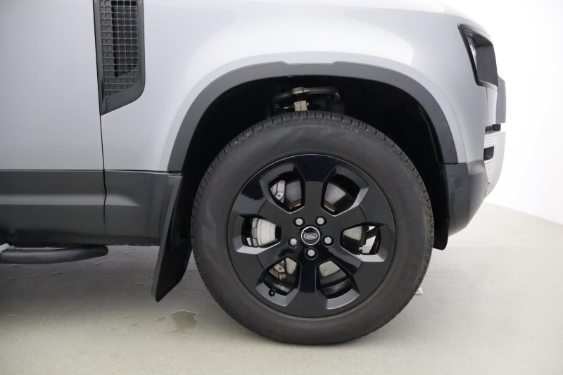 Used Land Rover Defender 2022 for sale - 77715018: Photo 8