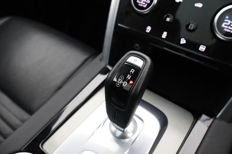 Used Land Rover Discovery Sport 2022 for sale - 77225318: Photo 13