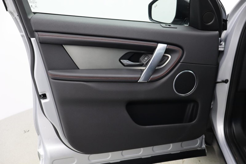 Used Land Rover Discovery Sport 2022 for sale - 77225318: Photo 22