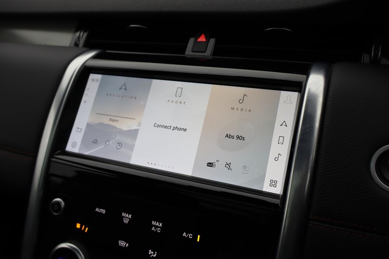 Used Land Rover Discovery Sport 2022 for sale - 77225318: Photo 32