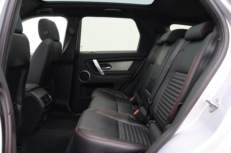 Used Land Rover Discovery Sport 2022 for sale - 77225318: Photo 4