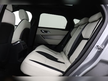 Used Land Rover Range Rover Velar 2021 for sale - 77431302: Photo