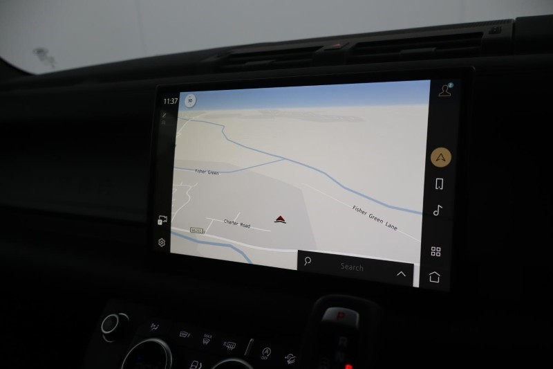 Used Land Rover Defender 2023 for sale - 78199128: Photo 12