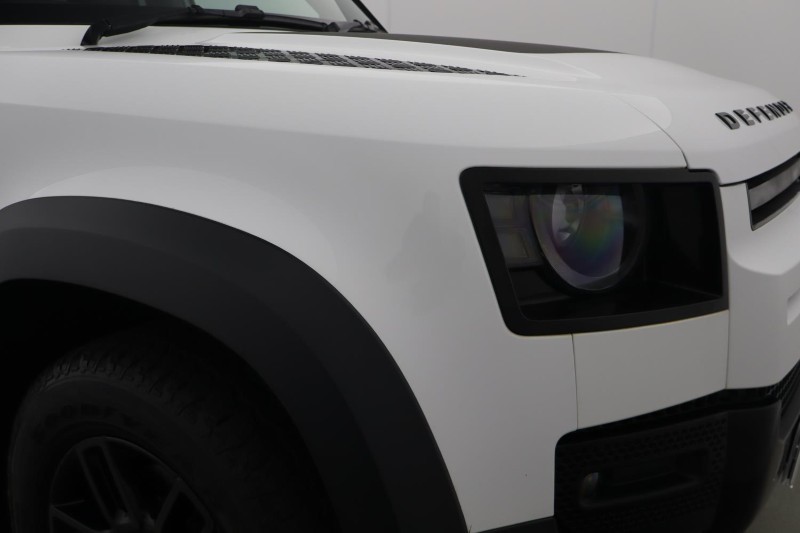 Used Land Rover Defender 2023 for sale - 78199128: Photo 18