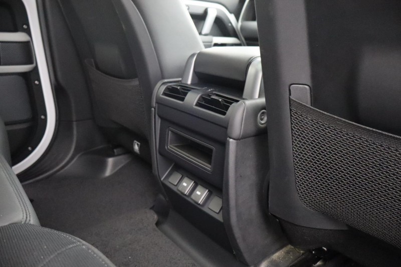 Used Land Rover Defender 2023 for sale - 78199128: Photo 19