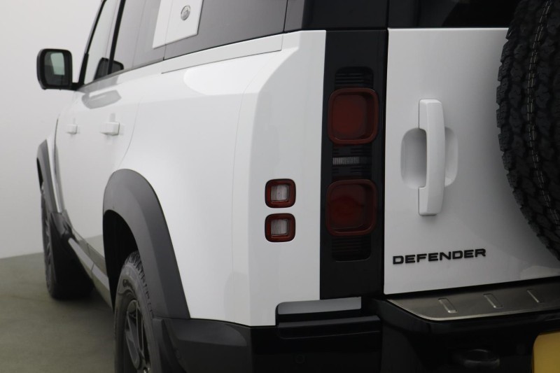 Used Land Rover Defender 2023 for sale - 78199128: Photo 20