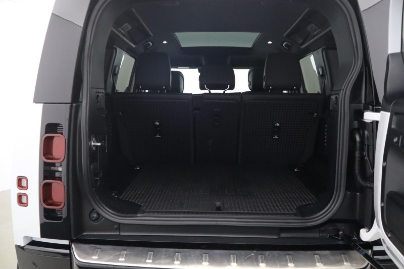 Used Land Rover Defender 2023 for sale - 78199128: Photo 27