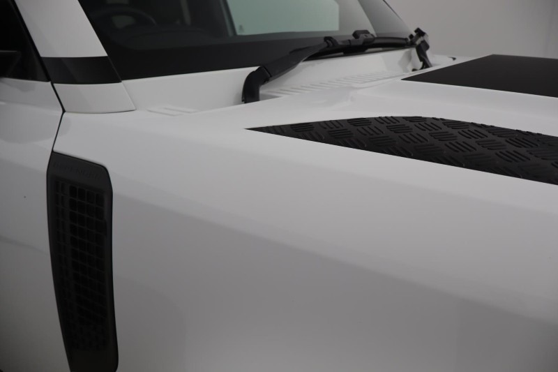 Used Land Rover Defender 2023 for sale - 78199128: Photo 35