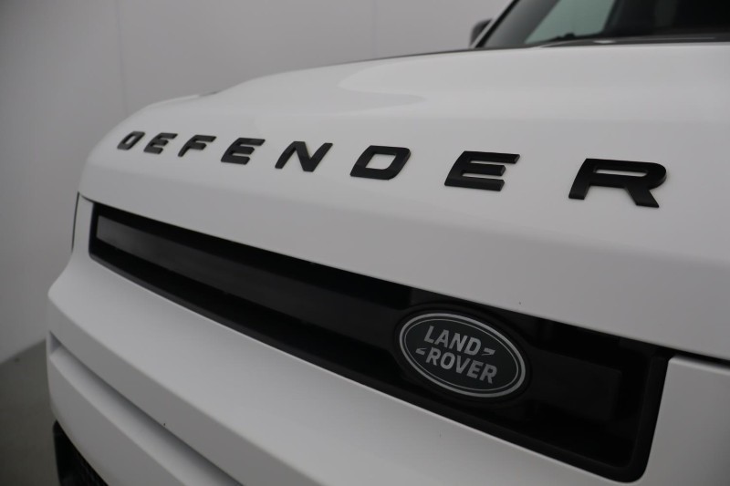 Used Land Rover Defender 2023 for sale - 78199128: Photo 37