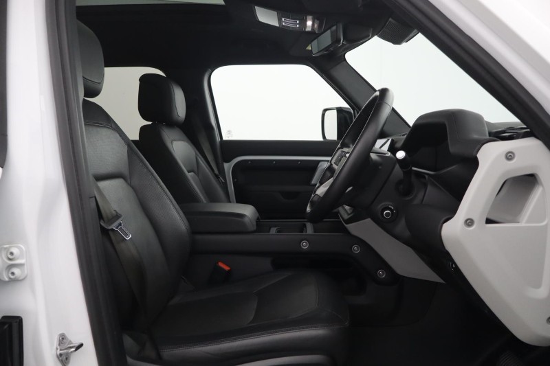 Used Land Rover Defender 2023 for sale - 78199128: Photo 43