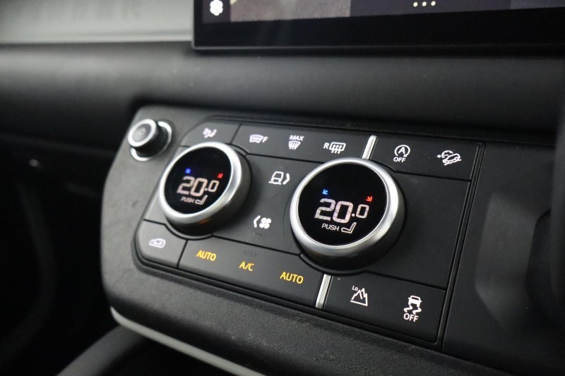 Used Land Rover Defender 2023 for sale - 78199128: Photo 45