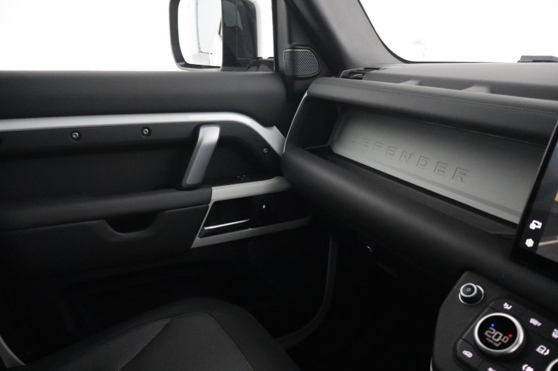 Used Land Rover Defender 2023 for sale - 78199128: Photo 55